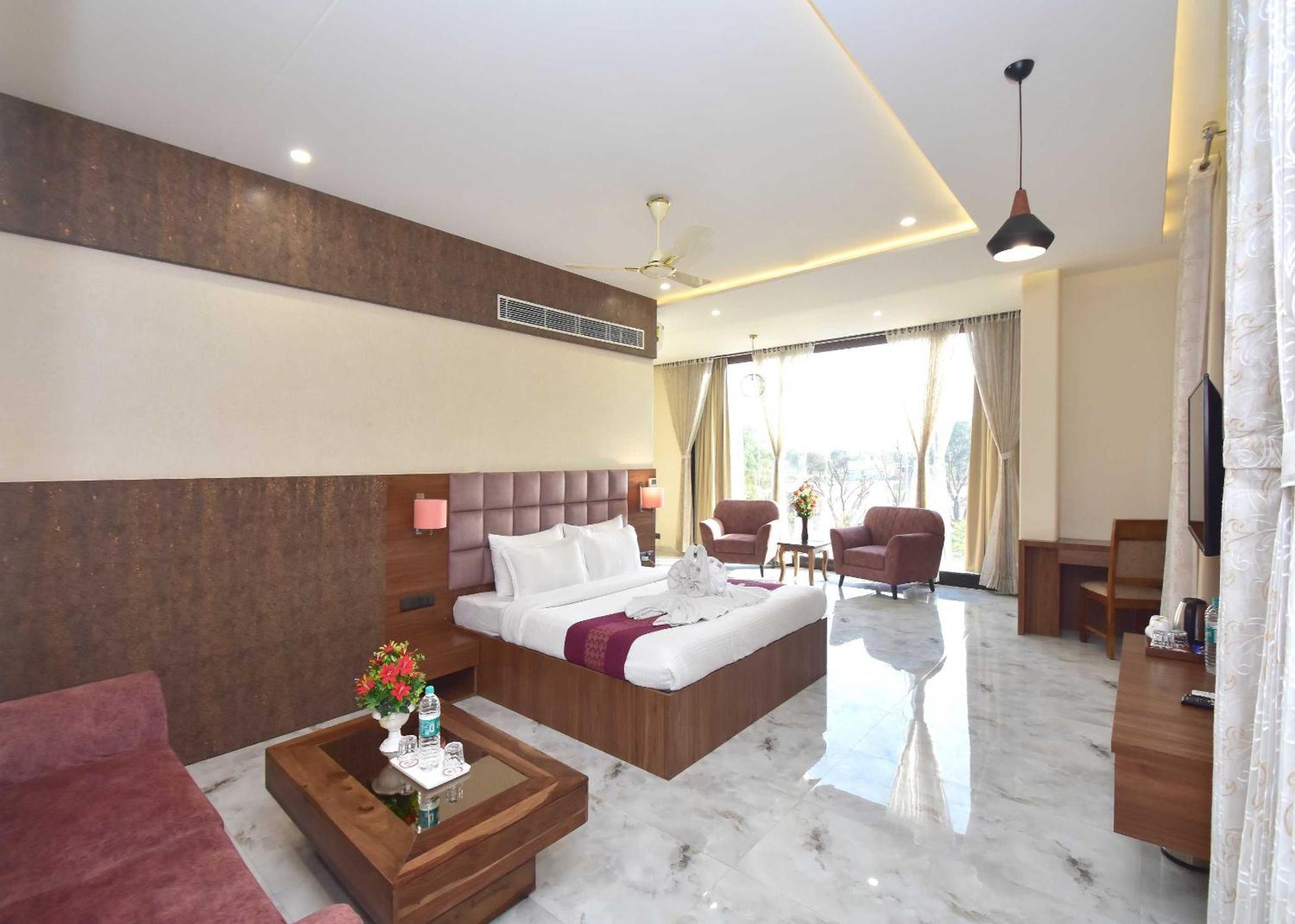 Khātu Hotel Shyamleela מראה חיצוני תמונה