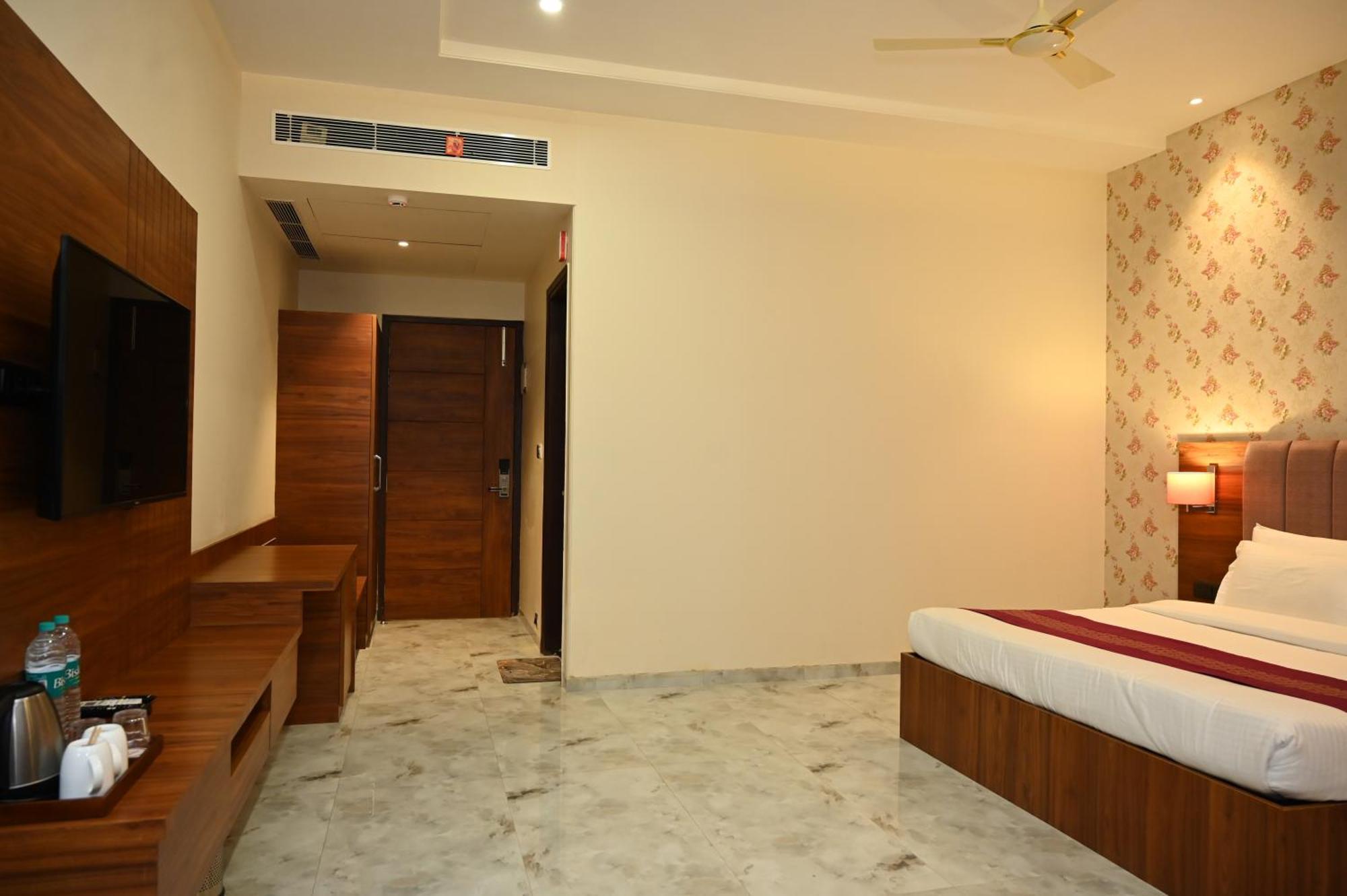 Khātu Hotel Shyamleela מראה חיצוני תמונה